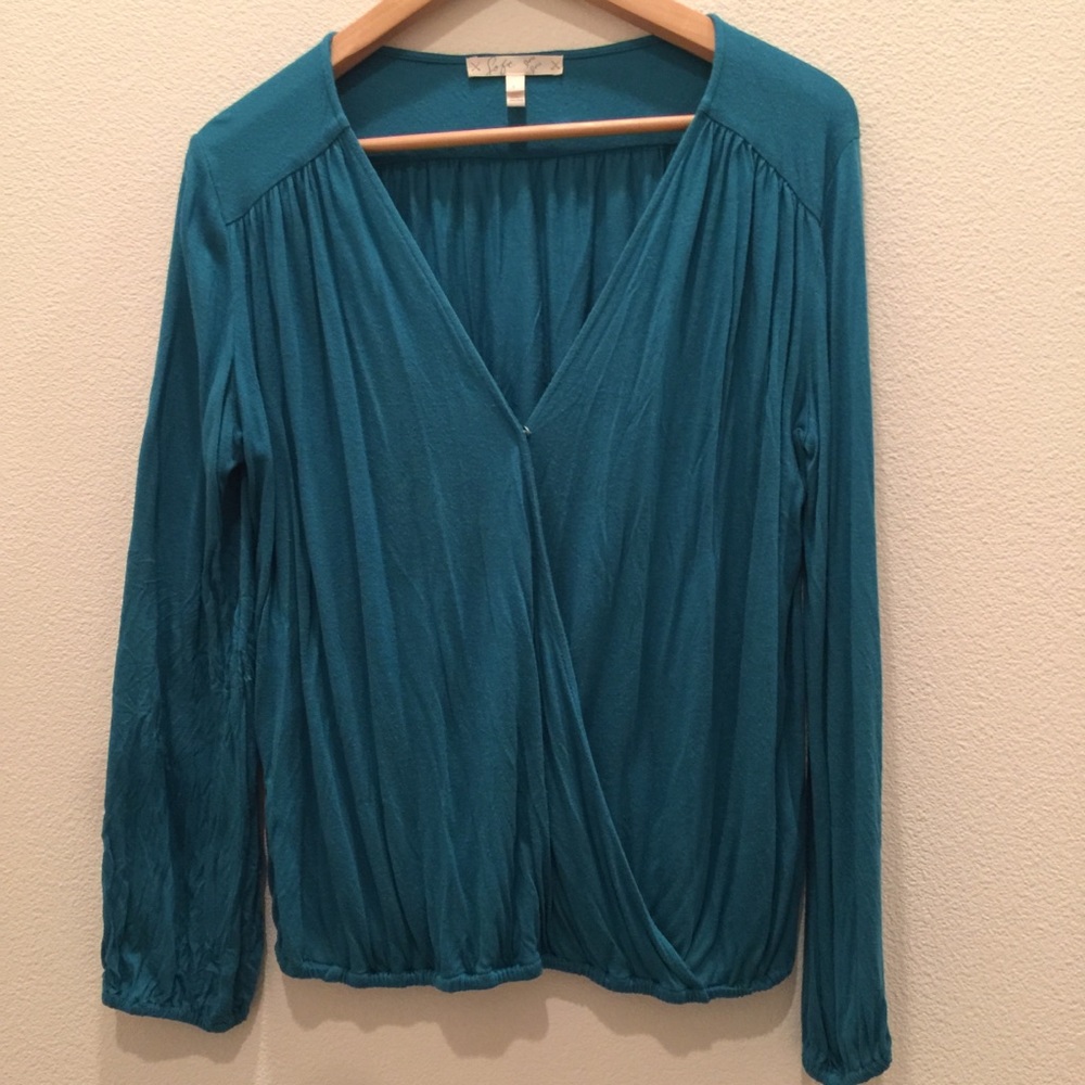 Soft Joie Delphine puff sleeve v neck